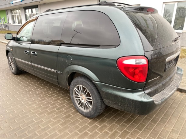 Chrysler Town and Country IV, 7 мест, 2002 г.