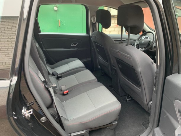 Renault Grand Scenic III · 2-й рестайлинг, 7 мест, 2013 г.