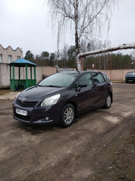 Toyota Verso I, 5 мест, 2009 г.