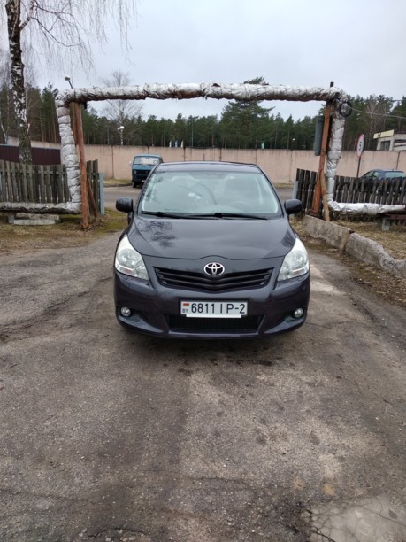 Toyota Verso I, 5 мест, 2009 г.