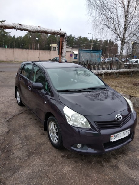 Toyota Verso I, 5 мест, 2009 г.