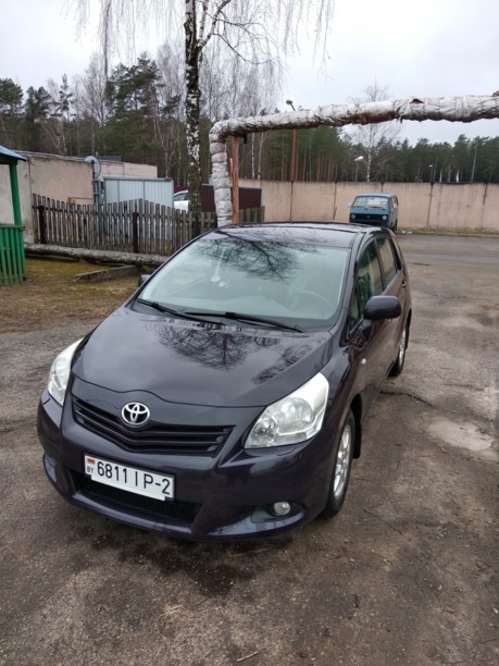 Toyota Verso I, 5 мест, 2009 г.