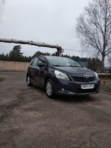 Toyota Verso I, 5 мест, 2009 г.