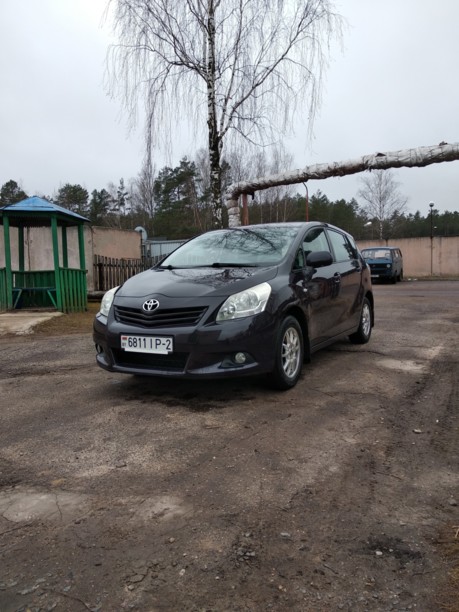 Toyota Verso I, 5 мест, 2009 г.
