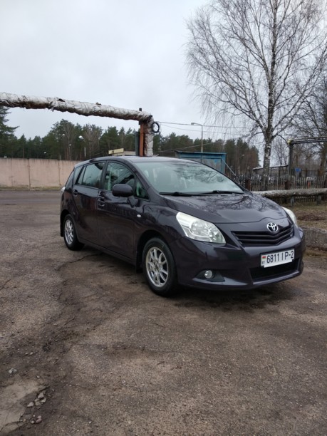 Toyota Verso I, 5 мест, 2009 г.
