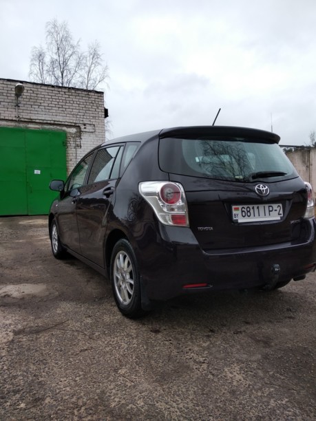 Toyota Verso I, 5 мест, 2009 г.
