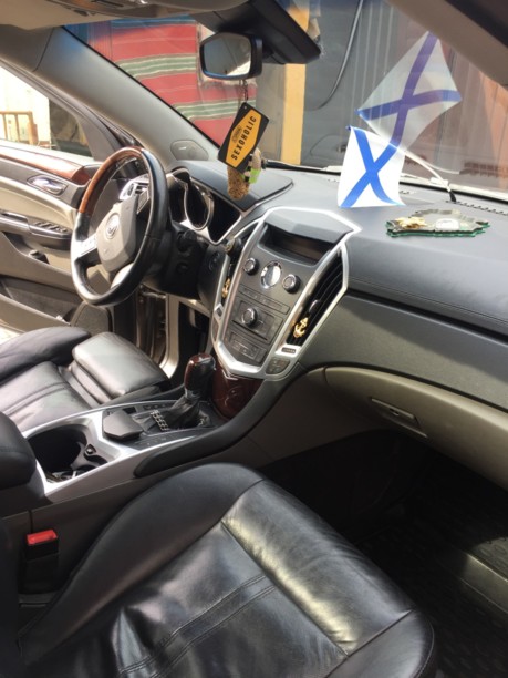 Cadillac SRX II, 5 мест, 2011 г.