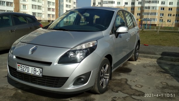 Renault Grand Scenic III, 7 мест, 2009 г.