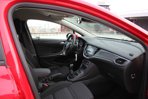 Opel Astra K, 2018 г.