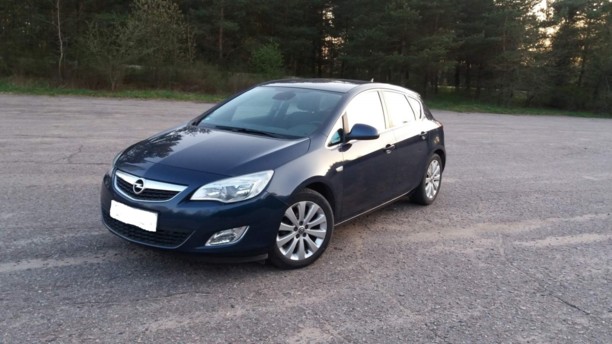 Opel Astra J, 2011 г.