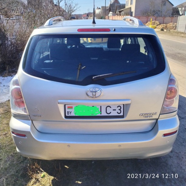 Toyota Corolla Verso II (E121), 7 мест, 2004 г.