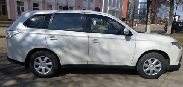 Mitsubishi Outlander III · Рестайлинг, 5 мест, 2014 г.