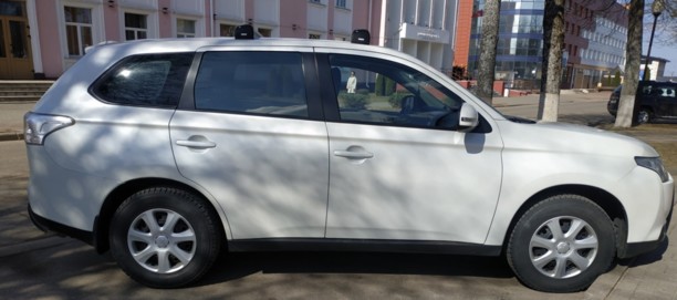 Mitsubishi Outlander III · Рестайлинг, 5 мест, 2014 г.