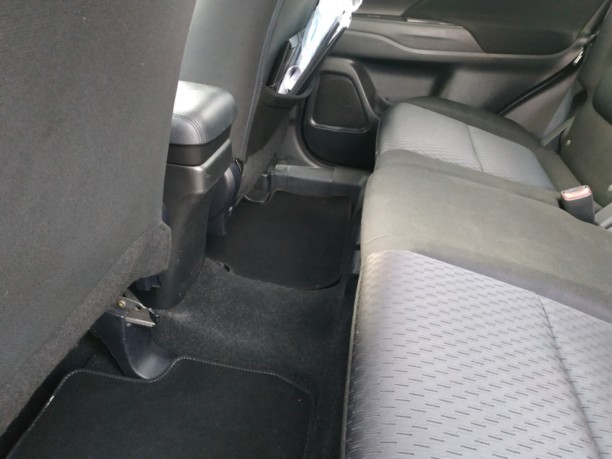 Mitsubishi Outlander III · Рестайлинг, 5 мест, 2014 г.