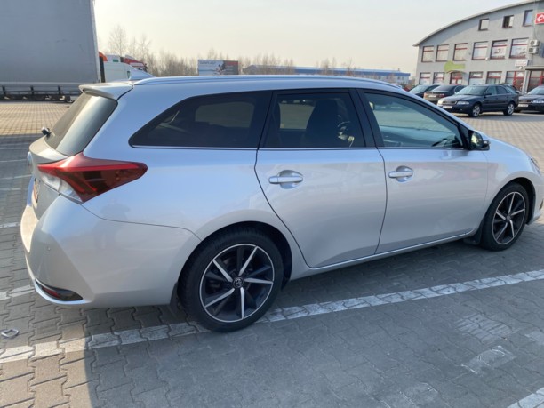 Toyota Auris II (E180) · Рестайлинг, 2017 г.