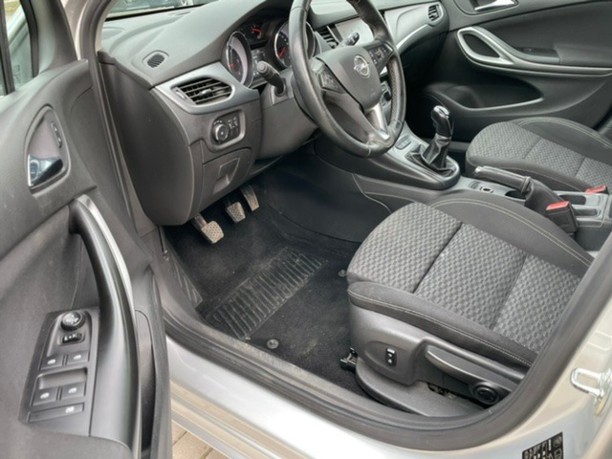 Opel Astra J · Рестайлинг, 2017 г.