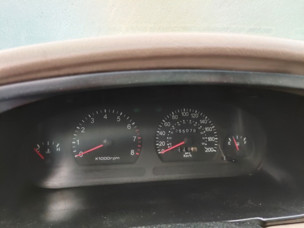 Kia Carnival I, 7 мест, 1999 г.