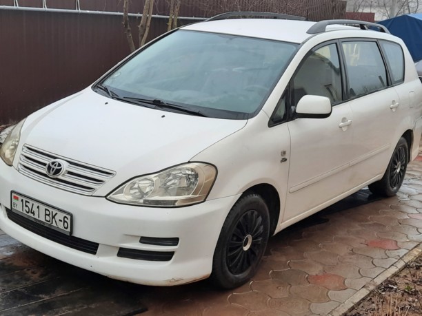 Toyota Avensis Verso I · Рестайлинг, 5 мест, 2004 г.