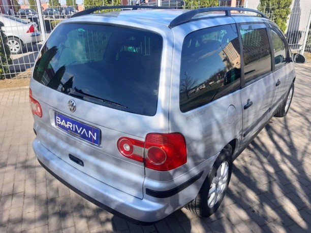 Volkswagen Sharan I · 2-й рестайлинг, 5 мест, 2004 г.