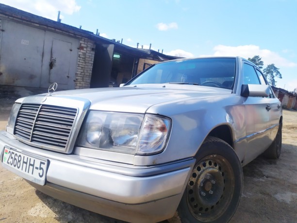 Mercedes-Benz E-Класс W124, S124, C124, A124, 1988 г.