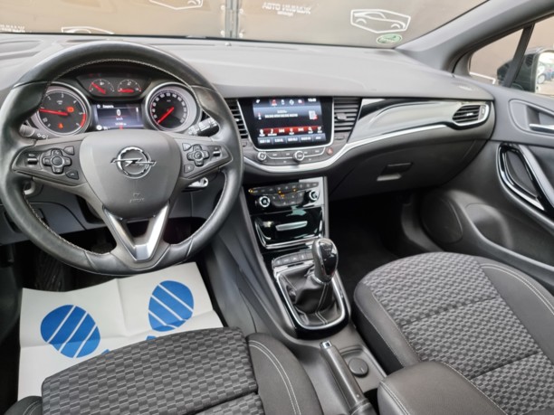 Opel Astra K, 2016 г.