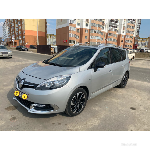 Renault Grand Scenic III · 2-й рестайлинг, 5 мест, 2015 г.