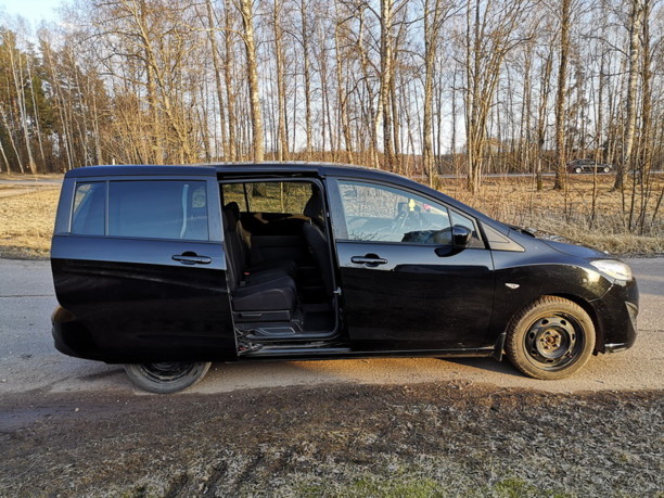 Mazda 5 II, 7 мест, 2010 г.