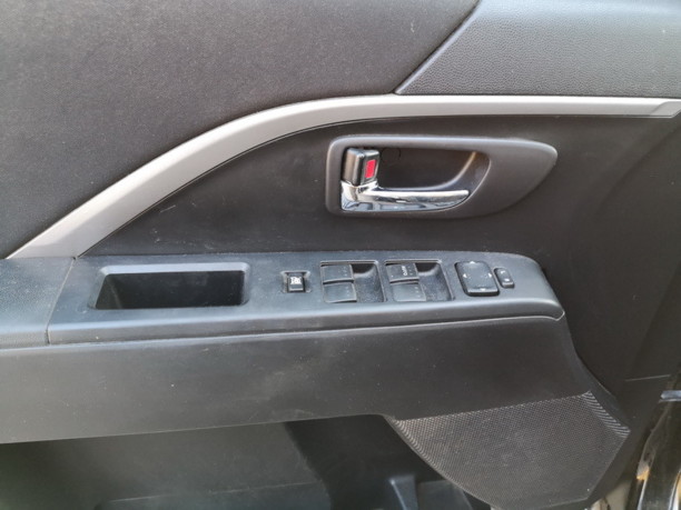 Mazda 5 II, 7 мест, 2010 г.