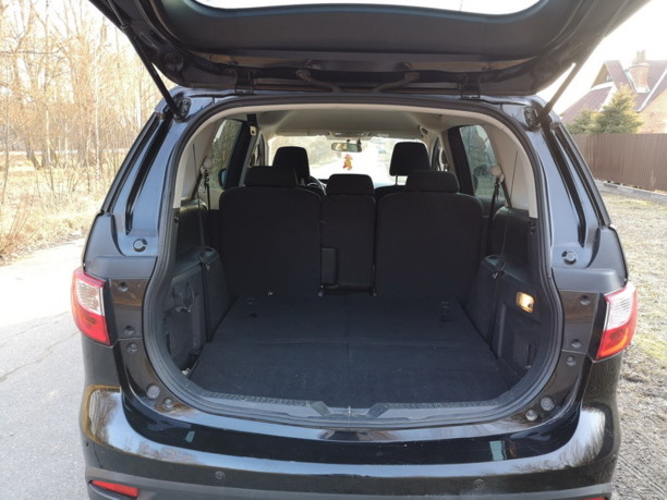 Mazda 5 II, 7 мест, 2010 г.