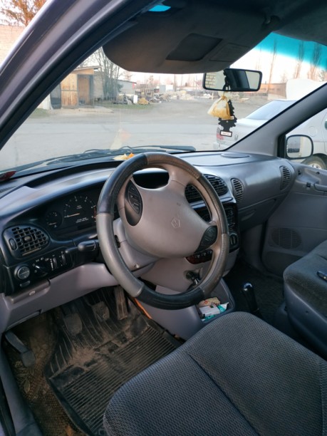 Chrysler Grand Voyager III, 7 мест, 1997 г.