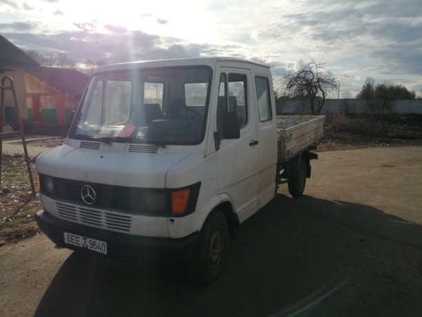 Mercedes Т1 207D - 410D 208D, 1992 г.