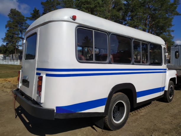 КАвЗ 3270, 1990 г.