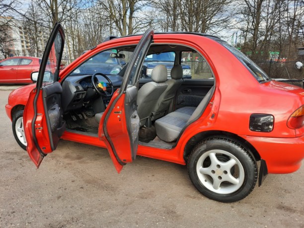 Mazda 121 II, 1992 г.