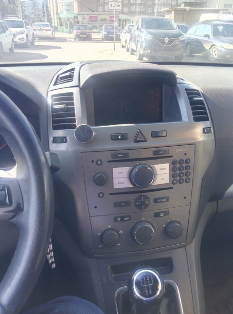 Opel Zafira B, 7 мест, 2007 г.
