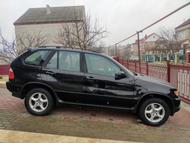 BMW X5 E53, 5 мест, 2001 г.