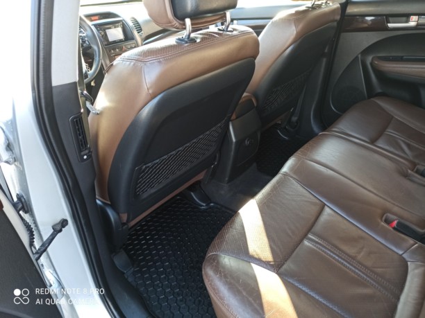 Kia Sorento II, 7 мест, 2010 г.
