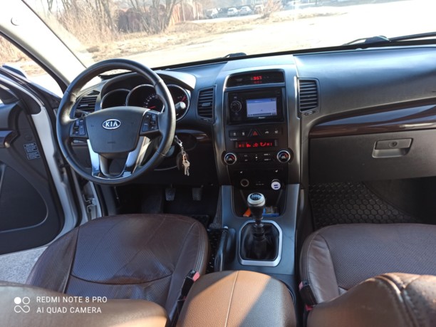 Kia Sorento II, 7 мест, 2010 г.
