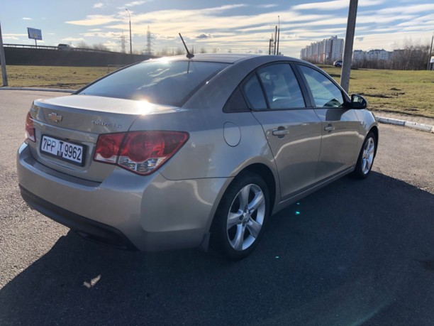 Chevrolet Cruze J300, 2010 г.