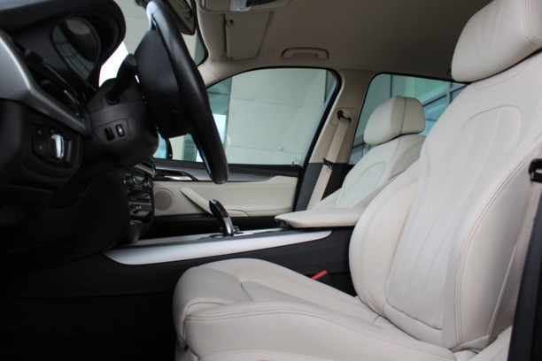 BMW X5 F15, 5 мест, 2014 г.