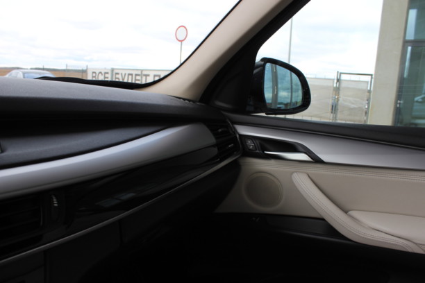 BMW X5 F15, 5 мест, 2014 г.