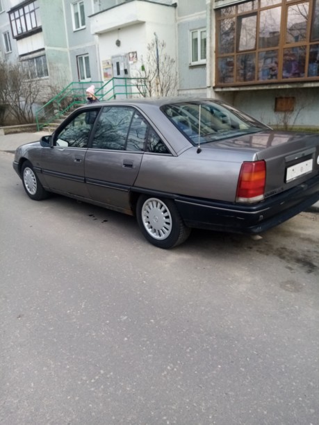 Opel Omega A, 1990 г.