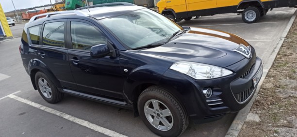 Peugeot 4007, 2010 г.