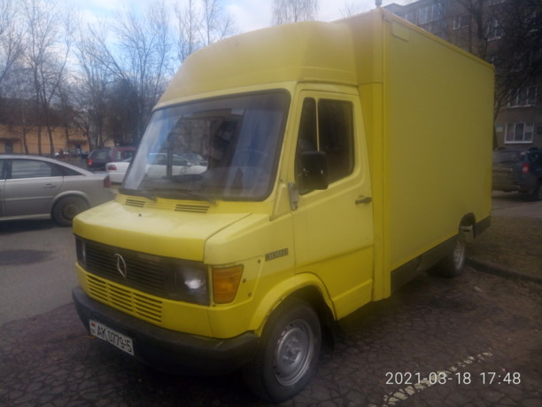 Mercedes 207-310 207, 1994 г.