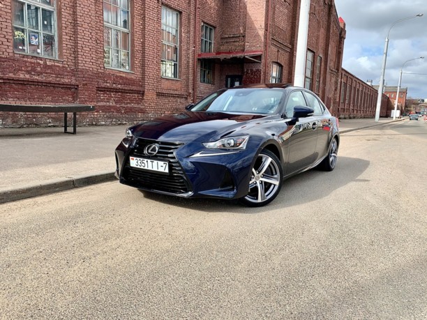 Lexus IS III · Рестайлинг, 2017 г.