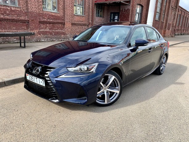 Lexus IS III · Рестайлинг, 2017 г.