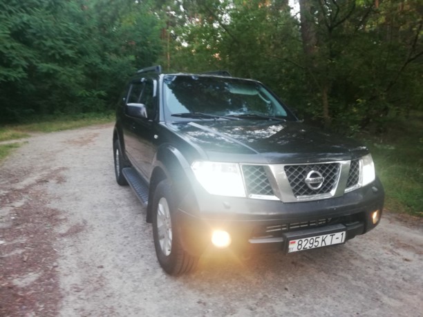 Nissan Pathfinder R51, 7 мест, 2005 г.