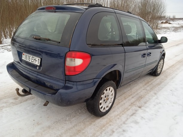 Chrysler Voyager IV, 7 мест, 2001 г.
