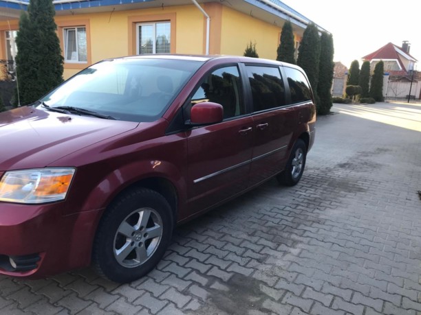 Dodge Grand Caravan V, 7 мест, 2008 г.
