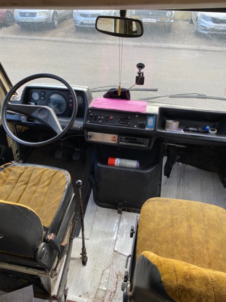 Mercedes-Benz T1 (207D-410D), 1981 г.