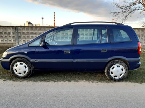 Opel Zafira A, 7 мест, 2002 г.